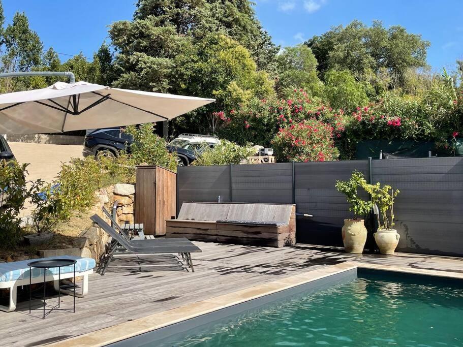 3 Avec Piscine Privative * Ajaccio (Corsica)