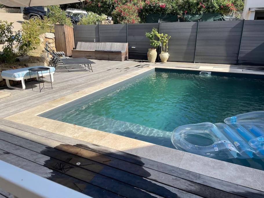 3 Avec Piscine Privative * Ajaccio (Corsica)